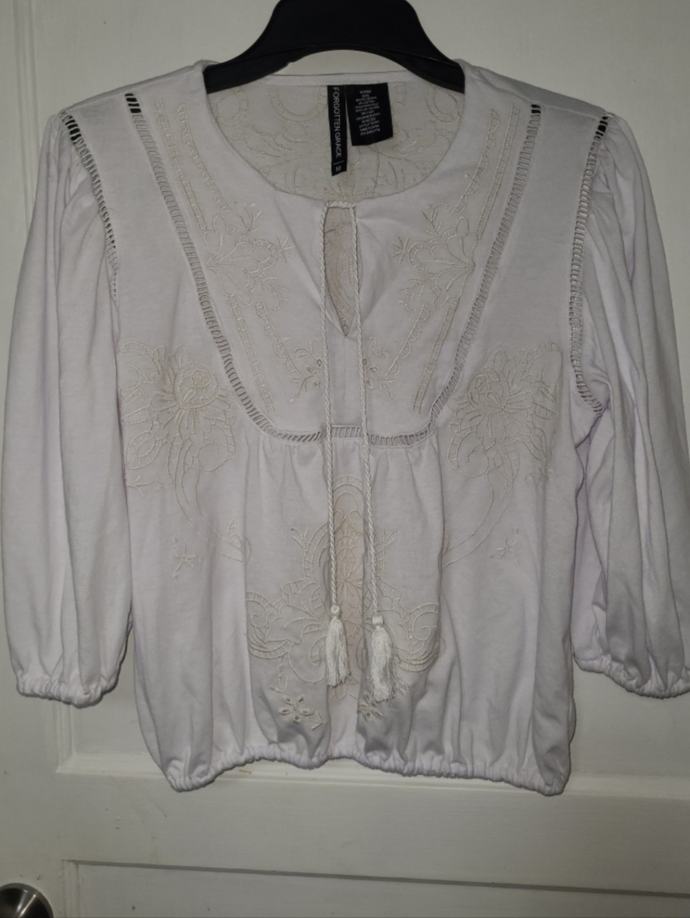 Forgotten Grace Boho White Embroidered Peasant Medium